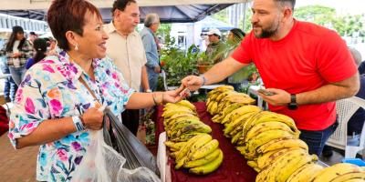 El sabor y frescura de la Feria del Agricultor regresan a Fraijanes