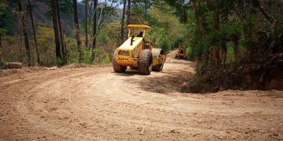 Camino que conecta comunidades vuelve a tomar forma en Chimaltenango