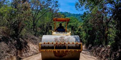 Mejoran la ruta que conecta comunidades en San Martín Jilotepeque