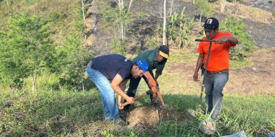 Realizan tomas de suelo para mejorar producción agrícola en San Luis