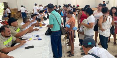 Más de 13 mil familias reciben alimentos por participar en proyectos comunitarios