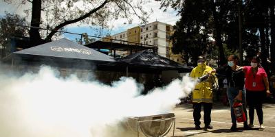 Capacitan a personal de la SBS en manejo de extintores 