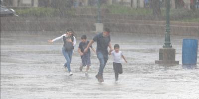 Pronostican ambiente cálido y húmedo con lluvias en horas de la tarde y noche