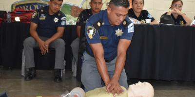 Brigadas se capacitan en primeros auxilios para brindar apoyo en carretera 