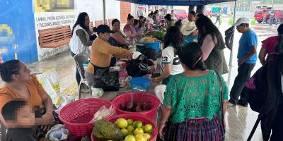 Feria del Agricultor fortalece economía de familias productoras de Petén