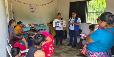 Fortalecer las capacidades del personal de salud es clave para brindar una atención oportuna y de calidad a la población. El equipo técnico realizó una supervisión al Equipo Básico de Salud de Territorio Nuevo Amanecer, en La Libertad, Petén, acompañando y reforzando las competencias del personal para mejorar los servicios que se ofrecen a la comunidad.  En este encuentro se aprovechó para impartir un taller de actualización de  conocimientos sobre la prevención, detección temprana y abordaje del cáncer de 