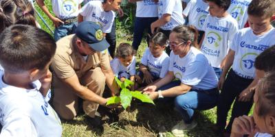 Ejército de Guatemala fortalece la conservación ambiental y el acercamiento con la población en Escuintla