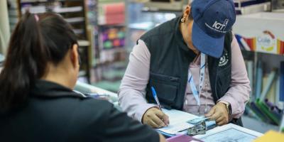 El Ministerio de Trabajo y Previsión Social (Mintrab), a través de la Inspección General de Trabajo (IGT), realizó operativos de verificación en distintos establecimientos comerciales de la zona 9.