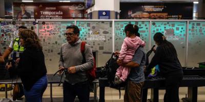 Viajeros ya no tendrá que quitarse los zapatos durante la inspección