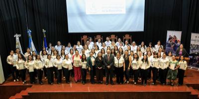 SBS certifica a la primera cohorte del Diplomado de Niñeras 2026