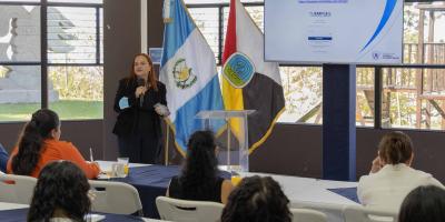 20 empresas del municipio de Amatitlán conocieron los programas y servicios públicos de empleo durante el Foro Empresarial realizado por el Servicio Nacional de Empleo.