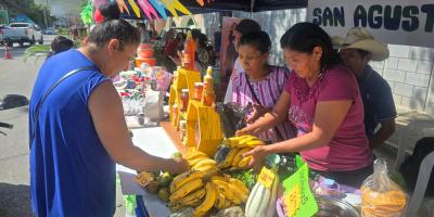 Acercan frutos del campo al consumidor en El Progreso