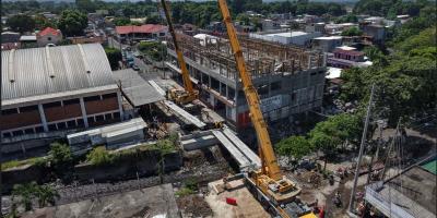 Puente sobre el río Mazate avanza en su rehabilitación
