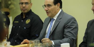 Mingob y Defensa instalan mesa estratégica para fortalecer la seguridad del país