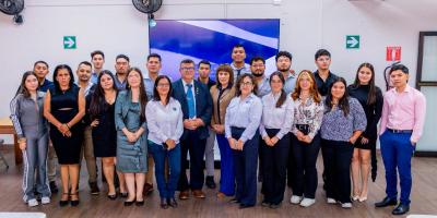 Mintrab recibe visita de estudiantes universitarios de Zacapa.