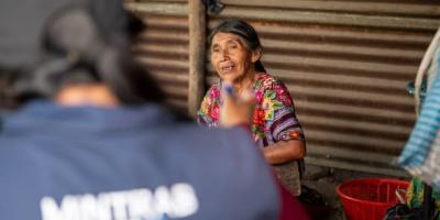 Mintrab realiza visitas de inscripción al PAM en Chimaltenango.