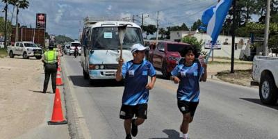 Antorcha Centroamericana ya recorre Guatemala con apoyo de Provial