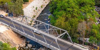 ¡Atención! Paso alternado en el puente Santa Cruz, Teculután, Zacapa