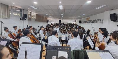 Orquesta Sinfónica Regional de Occidente cautiva CUNOC