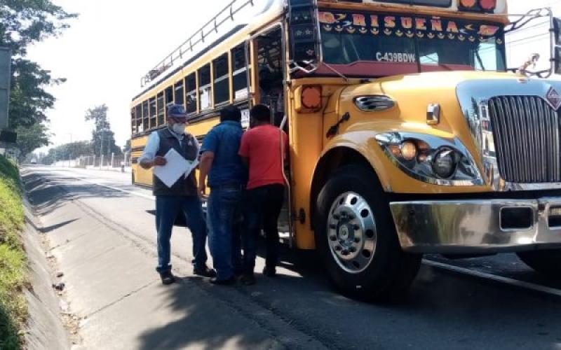 Buscan mejorar servicio de transporte a usuarios