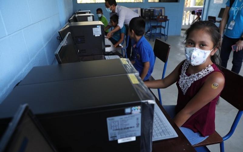 Empoderar a las niñas es el objetivo de las TIC