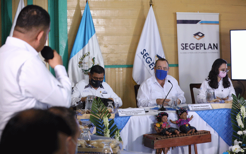 Presidente Alejandro Giammattei