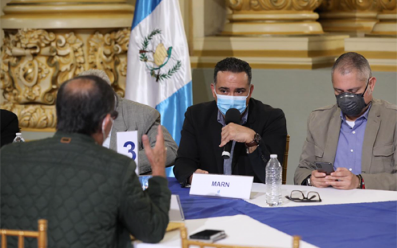 mario rojas espino ministro de ambiente y recursos naturales