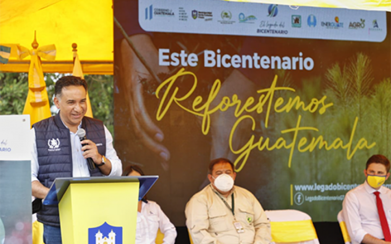 mario rojas espino ministro de ambiente y recursos naturales