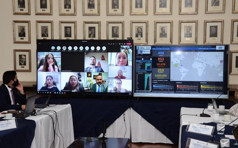 Presentación en sede del Minex