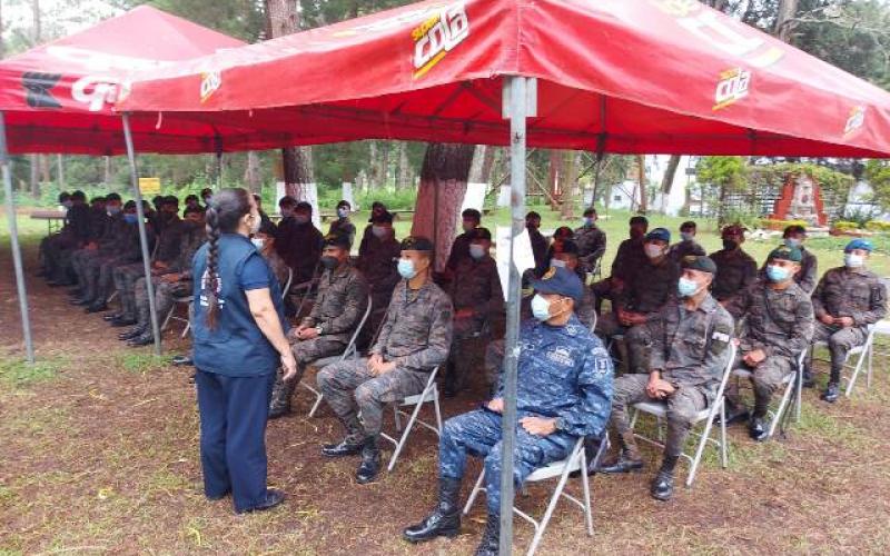 Finaliza curso de hipodermia dirigido a personal militar.