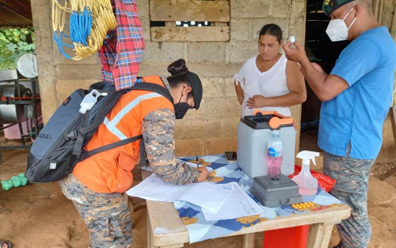 Vacunación puerta puerta 