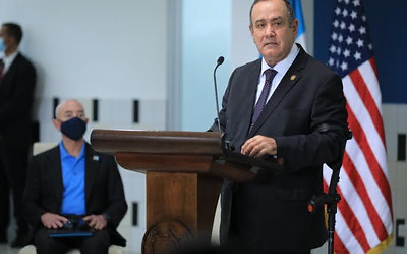 Presidente Alejandro Giammattei