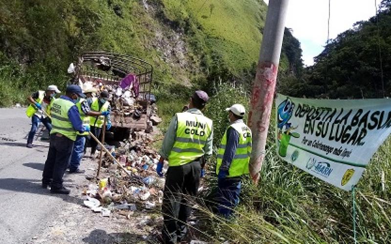 MARN elimina basureros clandestinos