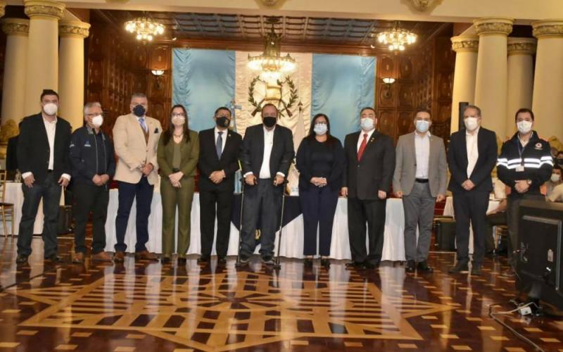 Presidente Alejandro Giammattei en lanzamiento. 