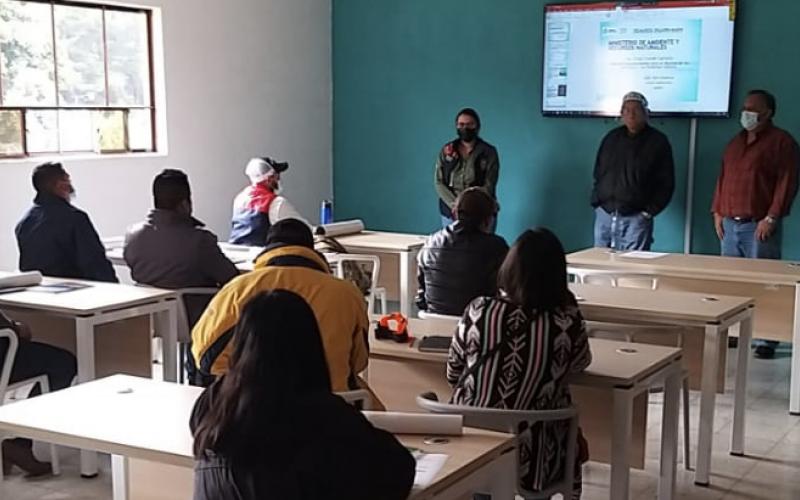 Capacitan a municipalidades y organizaciones para proteger el río Motagua