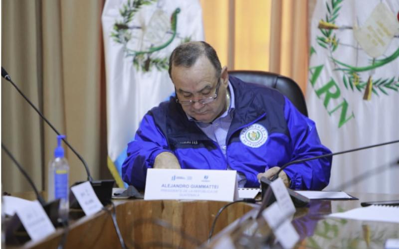 El presidente de la República de Guatemala, Alejandro Giammattei, anunció hoy que se iniciará con las gestiones para el cierre técnico del vertedero administrado por la Autoridad para el Manejo Sustentable de la Cuenca del Lago de Amatitlán (AMSA)