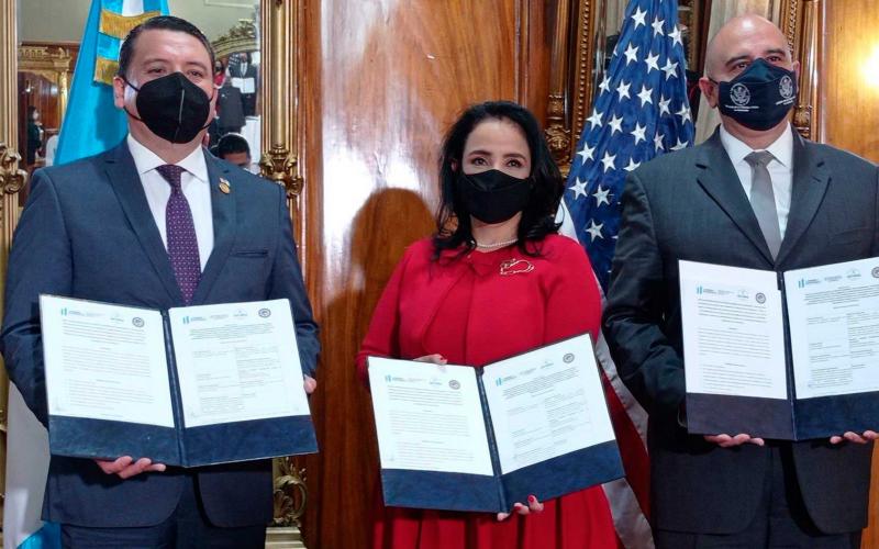 Proyecto Número Uno, denominado Promoviendo reformas estructurales para combatir la corrupción en Guatemala