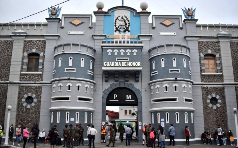 Puesto de vacunación Guardia de Honor 