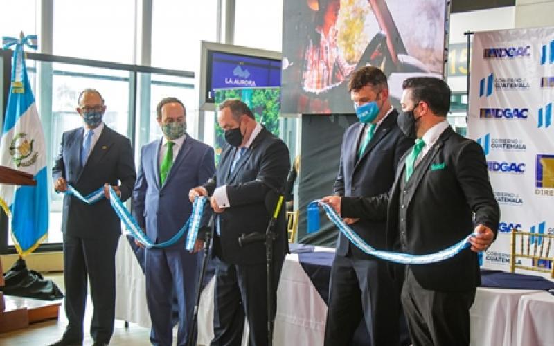 Vuelo inaugural FRONTIER