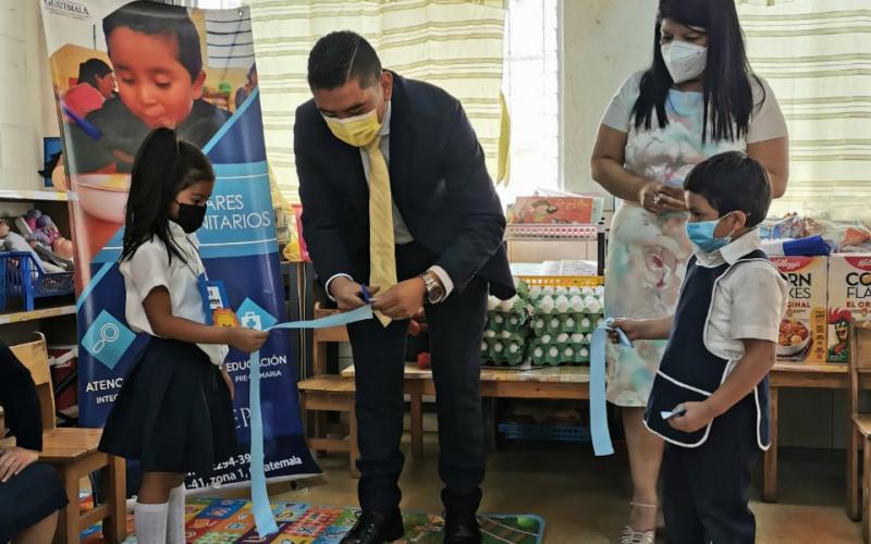 El programa Hogares Comunitarios continúa con la entrega de alimentos a niños y niñas beneficiarios de SOSEP. 