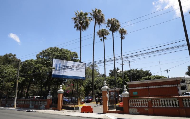 El Ministerio de Ambiente y Recursos Naturales trabaja para convertirse en el primer edificio verde.