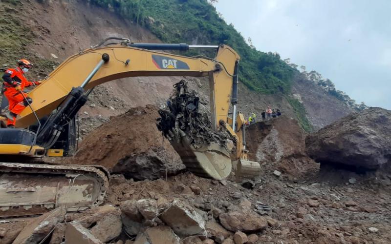 PERSONAL DEL SISTEMA EN ATENCIÓN A INCIDENTE EN SAN MARCOS.