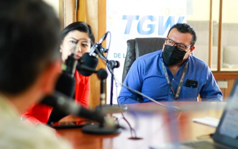 Locutores programa "Un nuevo despertar"
