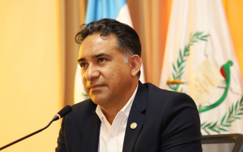 Ministro de Ambiente y Recursos Naturales, Mario Rojas Espino