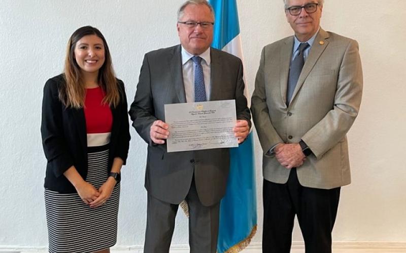 Nuevo cónsul honorario en Varsovia, Polonia