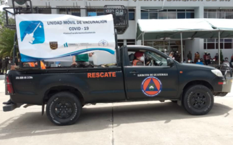 Ejército de Guatemala implementa unidad móvil de vacunación en Huehuetenango