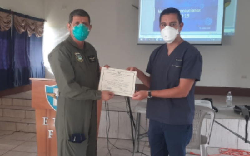 Escuela Técnica Militar de Aviación se capacita sobre las medidas y precauciones para prevenir el Coronavirus, COVID-19