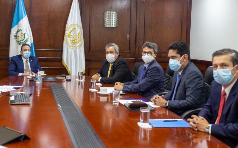 Reunión Ministro de Finanzas Públicas y Presidente Ejecutivo del BCIE