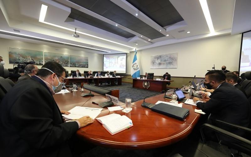 Reunión con alcaldes y gobernadores de Quiché y Totonicapán. 