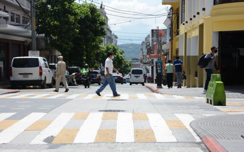Conmemoran Día Mundial del Peatón con llamado al respeto ciudadano
